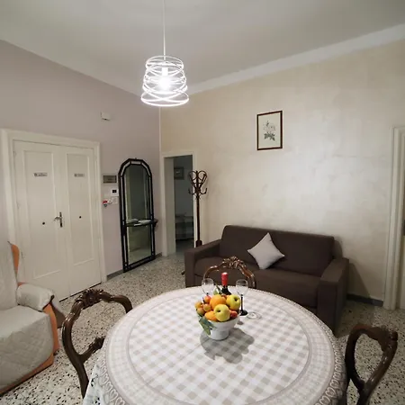 Casa La Rosa Apartment *